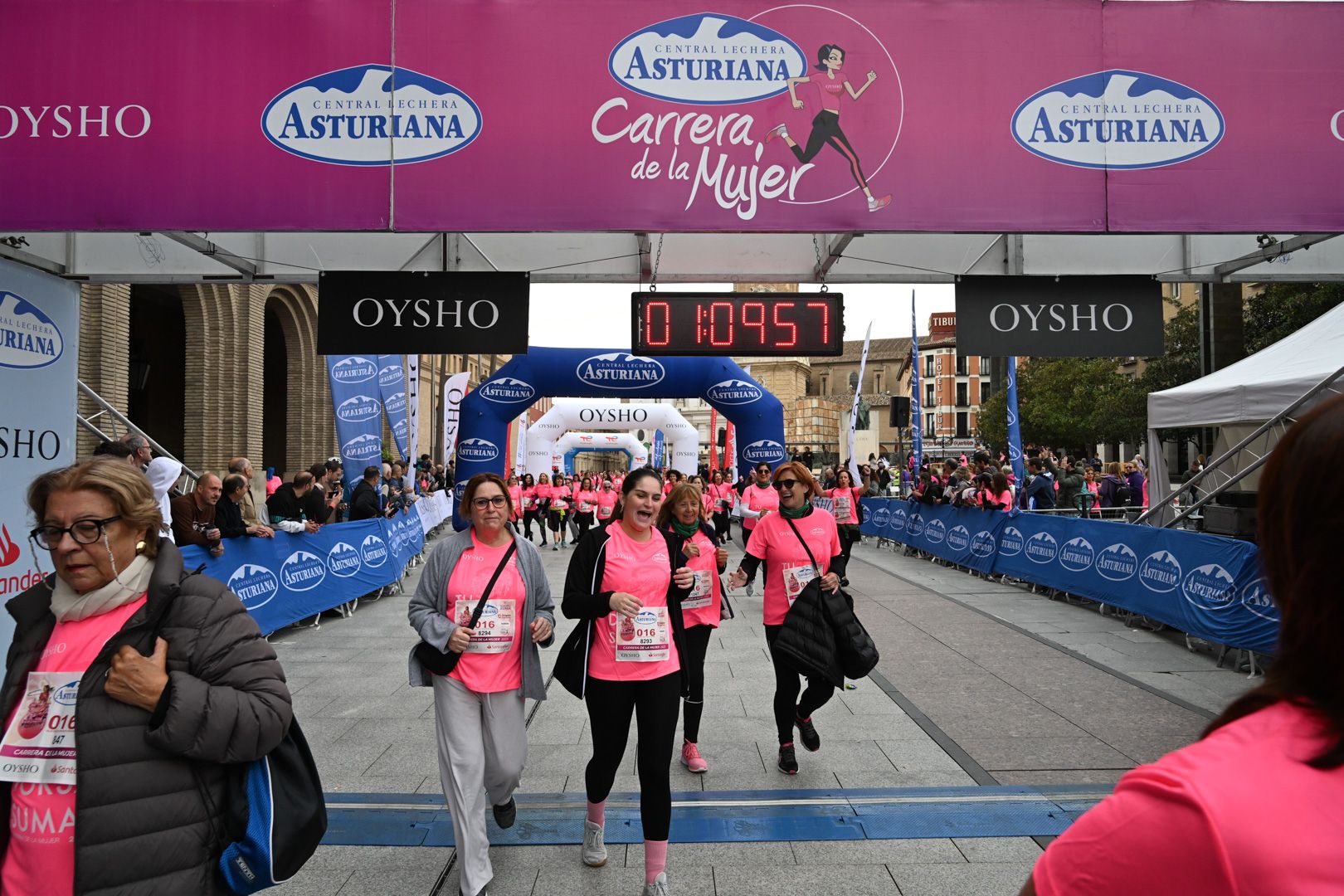 Todas las fotos de la Carrera de la Mujer de Zaragoza 2023. 7075