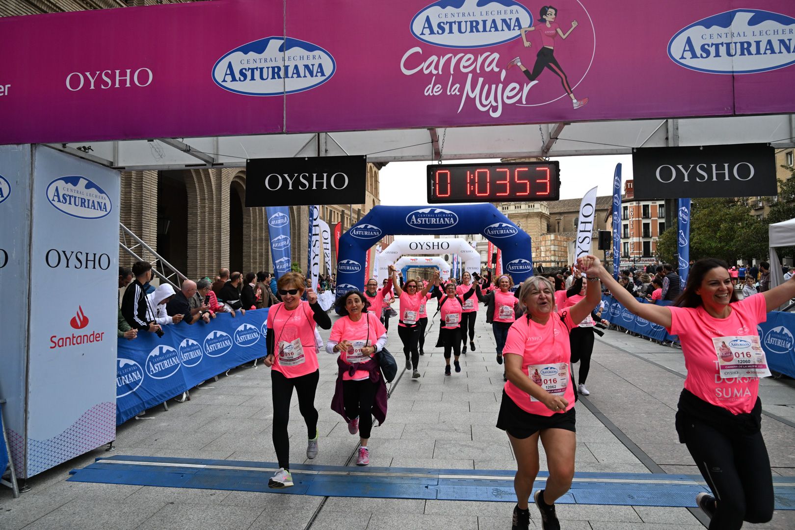 Todas las fotos de la Carrera de la Mujer de Zaragoza 2023. 6588