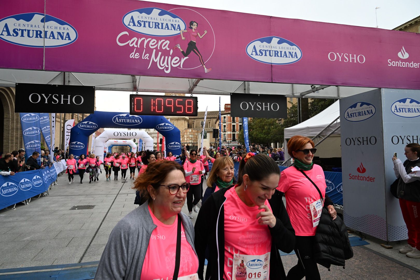 Todas las fotos de la Carrera de la Mujer de Zaragoza 2023. 7076