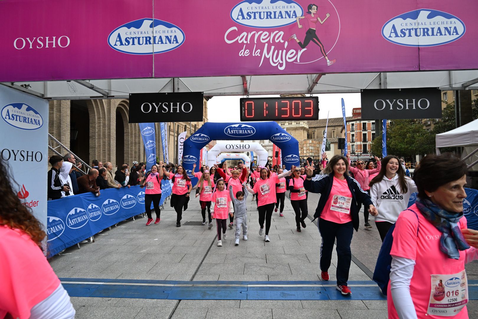 Todas las fotos de la Carrera de la Mujer de Zaragoza 2023. 7320