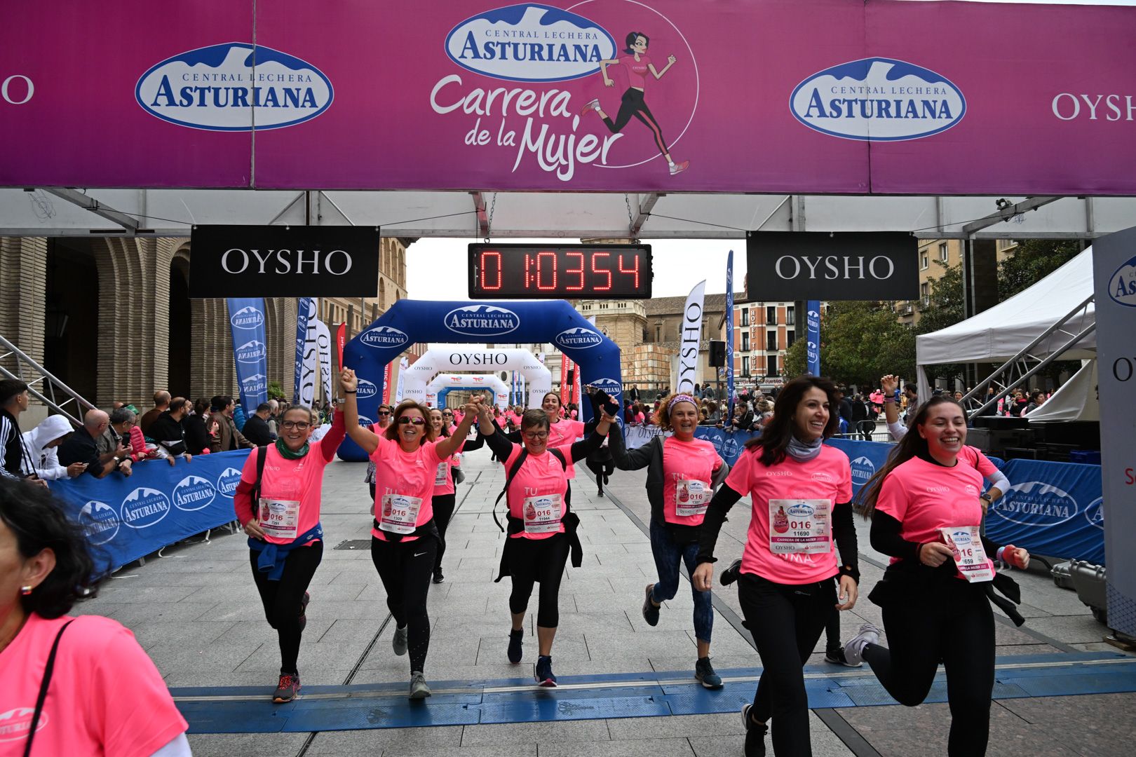 Todas las fotos de la Carrera de la Mujer de Zaragoza 2023. 6591