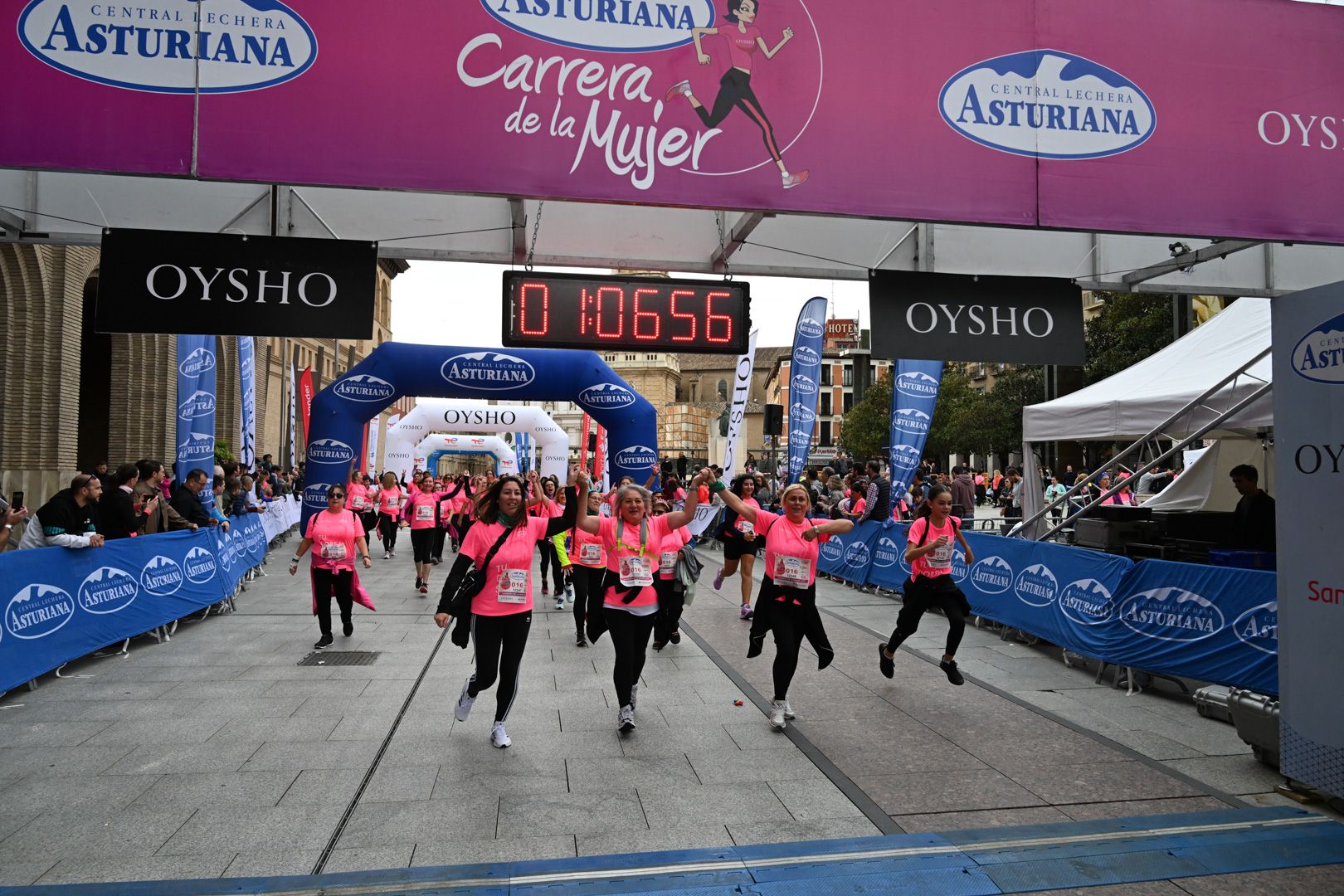 Todas las fotos de la Carrera de la Mujer de Zaragoza 2023. 6835