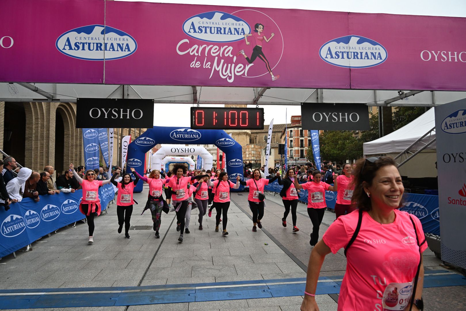 Todas las fotos de la Carrera de la Mujer de Zaragoza 2023. 7080