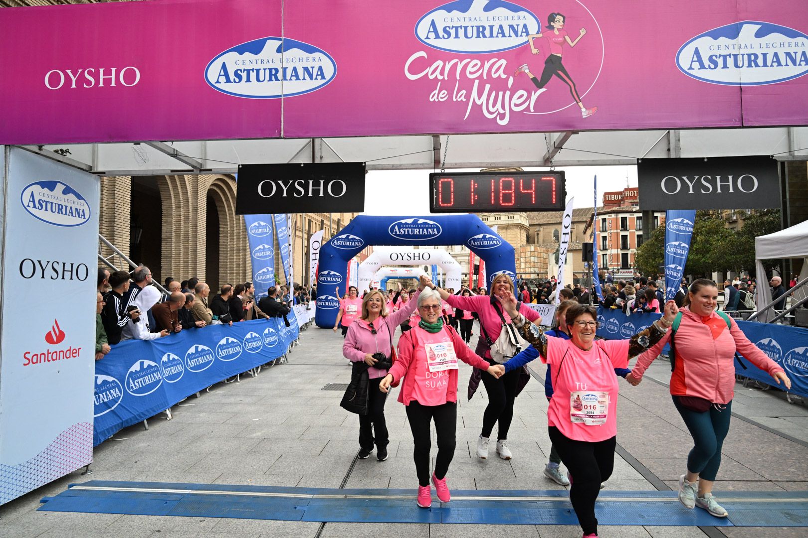 Todas las fotos de la Carrera de la Mujer de Zaragoza 2023. 7811
