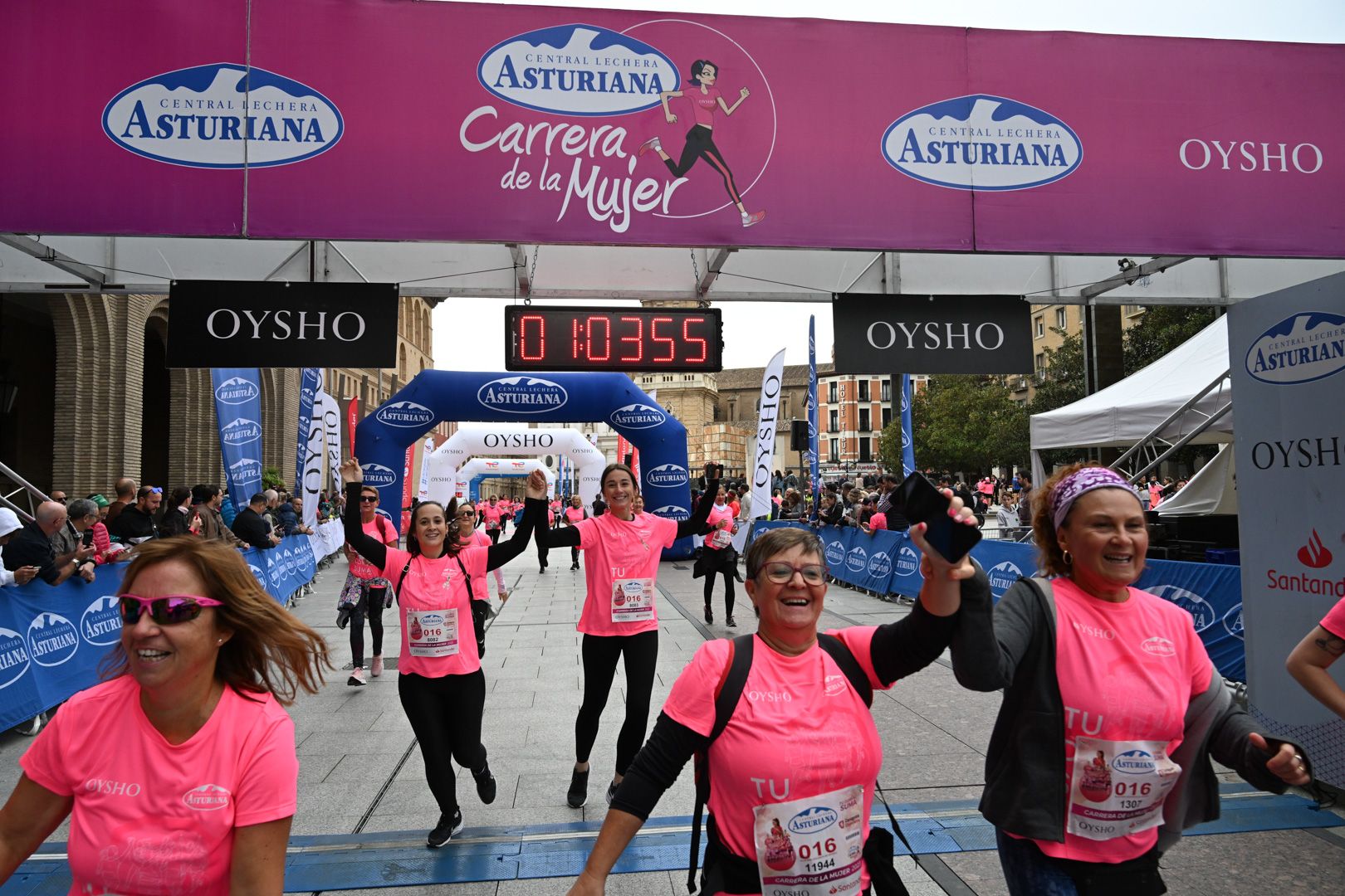 Todas las fotos de la Carrera de la Mujer de Zaragoza 2023. 6593