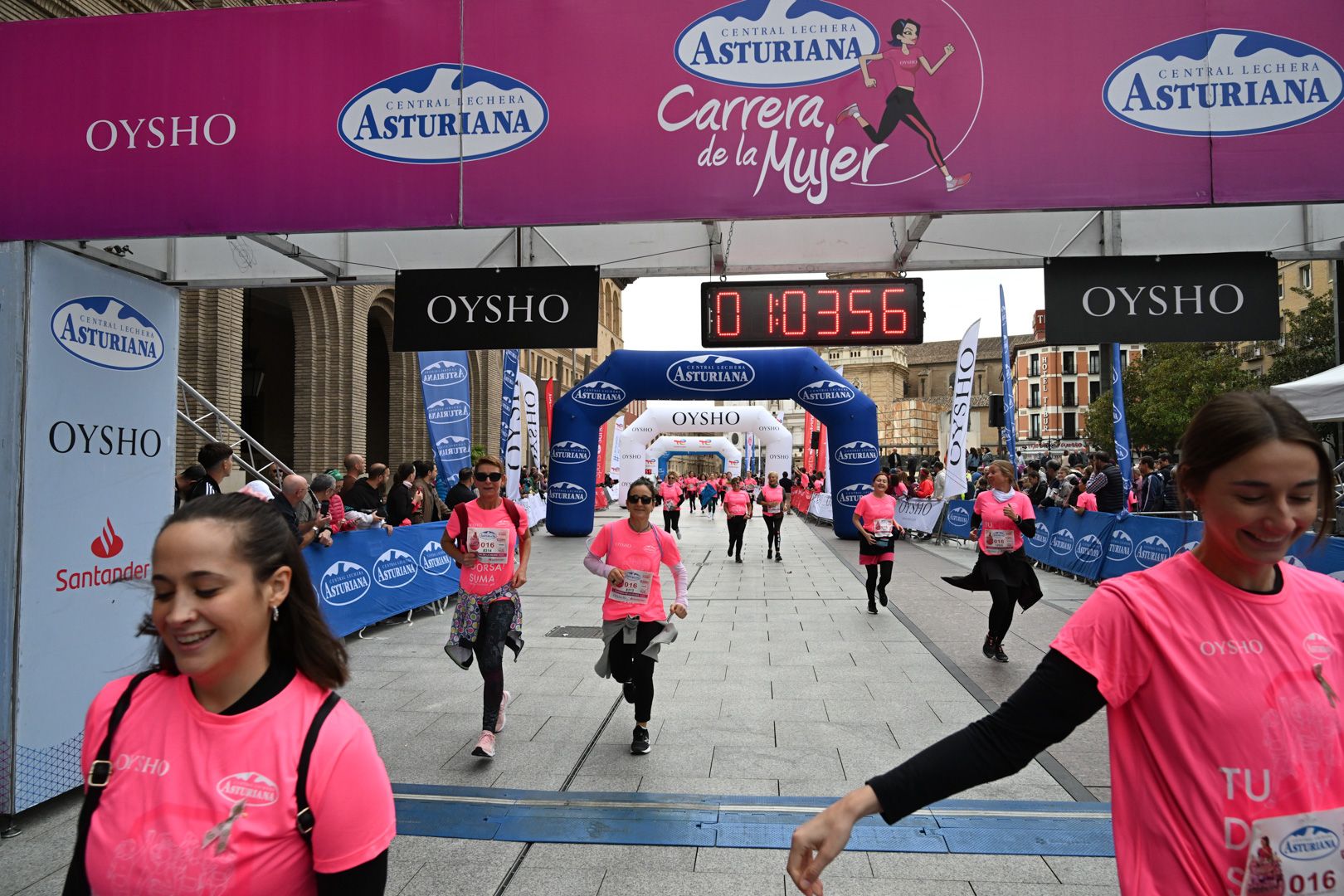 Todas las fotos de la Carrera de la Mujer de Zaragoza 2023. 6596