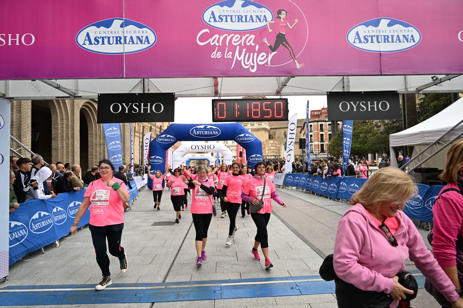 Todas las fotos de la Carrera de la Mujer de Zaragoza 2023. 7815