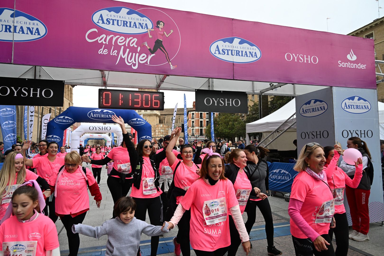 Todas las fotos de la Carrera de la Mujer de Zaragoza 2023. 7328