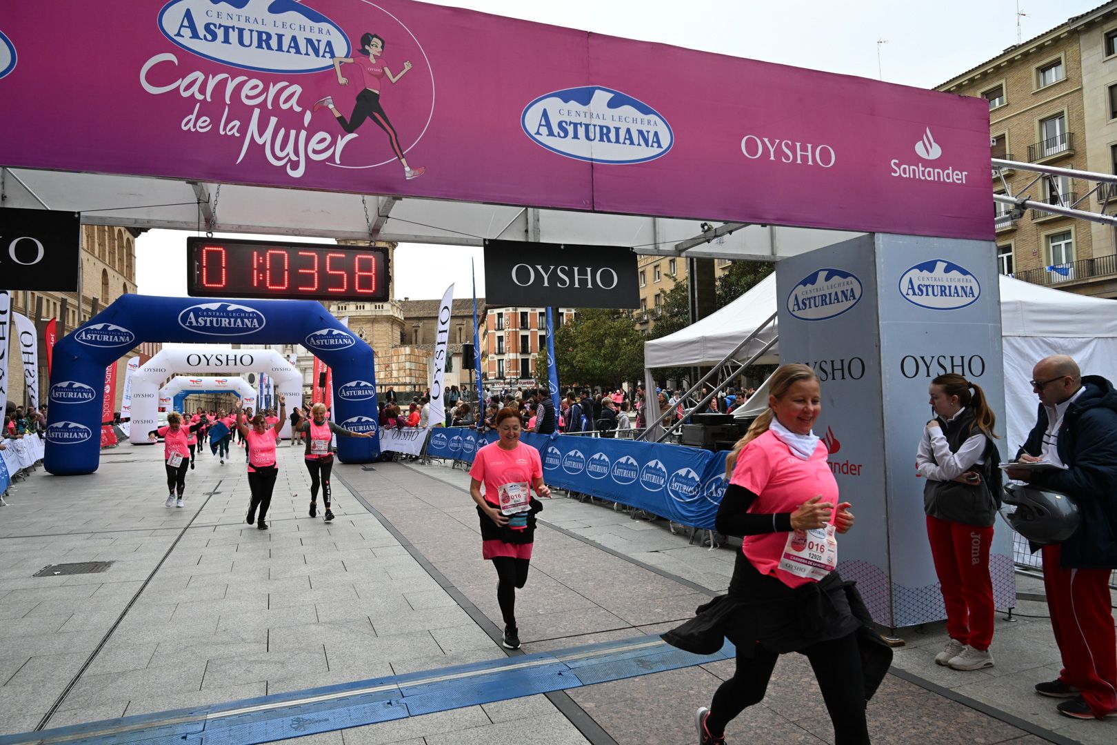 Todas las fotos de la Carrera de la Mujer de Zaragoza 2023. 6599