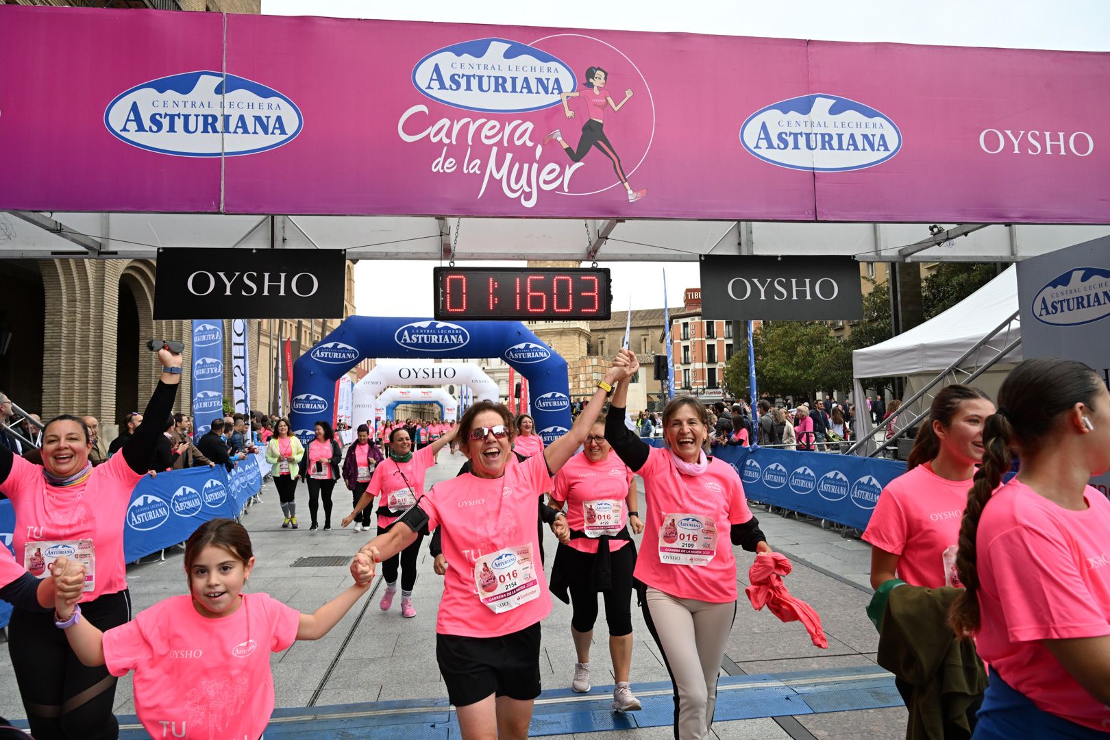 Todas las fotos de la Carrera de la Mujer de Zaragoza 2023. 7573