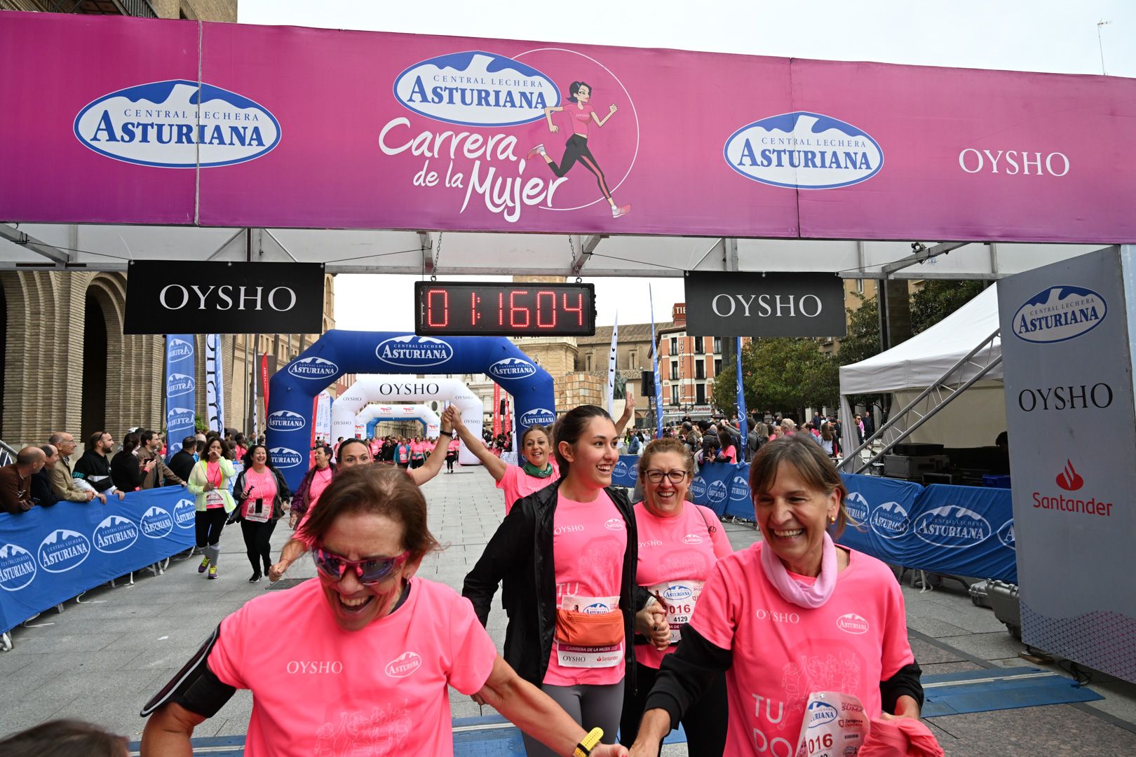 Todas las fotos de la Carrera de la Mujer de Zaragoza 2023. 7574