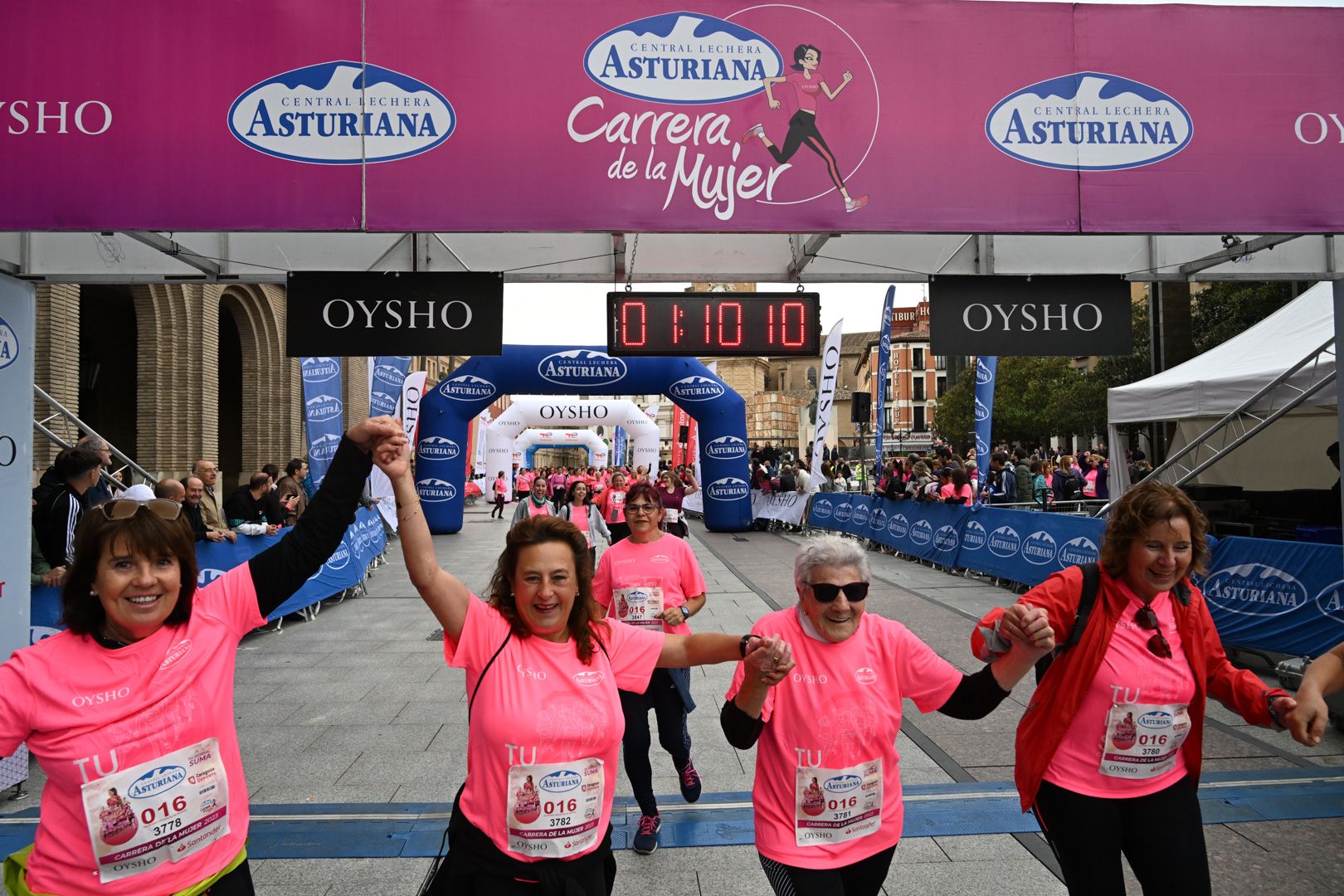 Todas las fotos de la Carrera de la Mujer de Zaragoza 2023. 7088