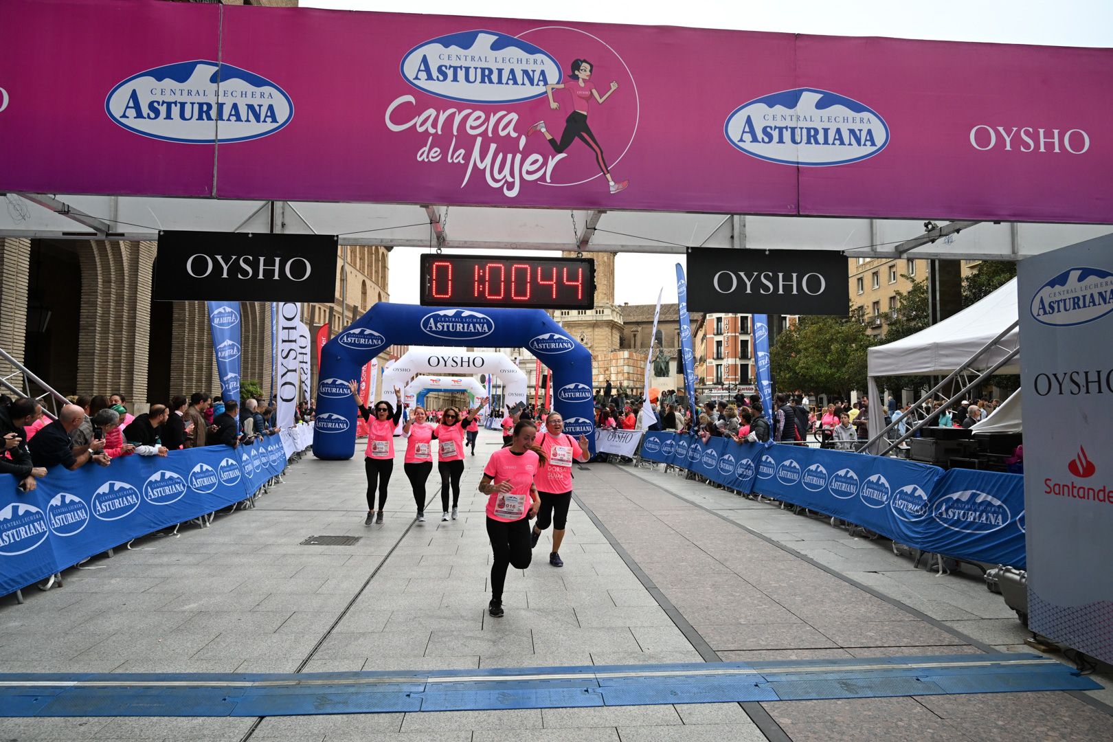 Todas las fotos de la Carrera de la Mujer de Zaragoza 2023. 6374