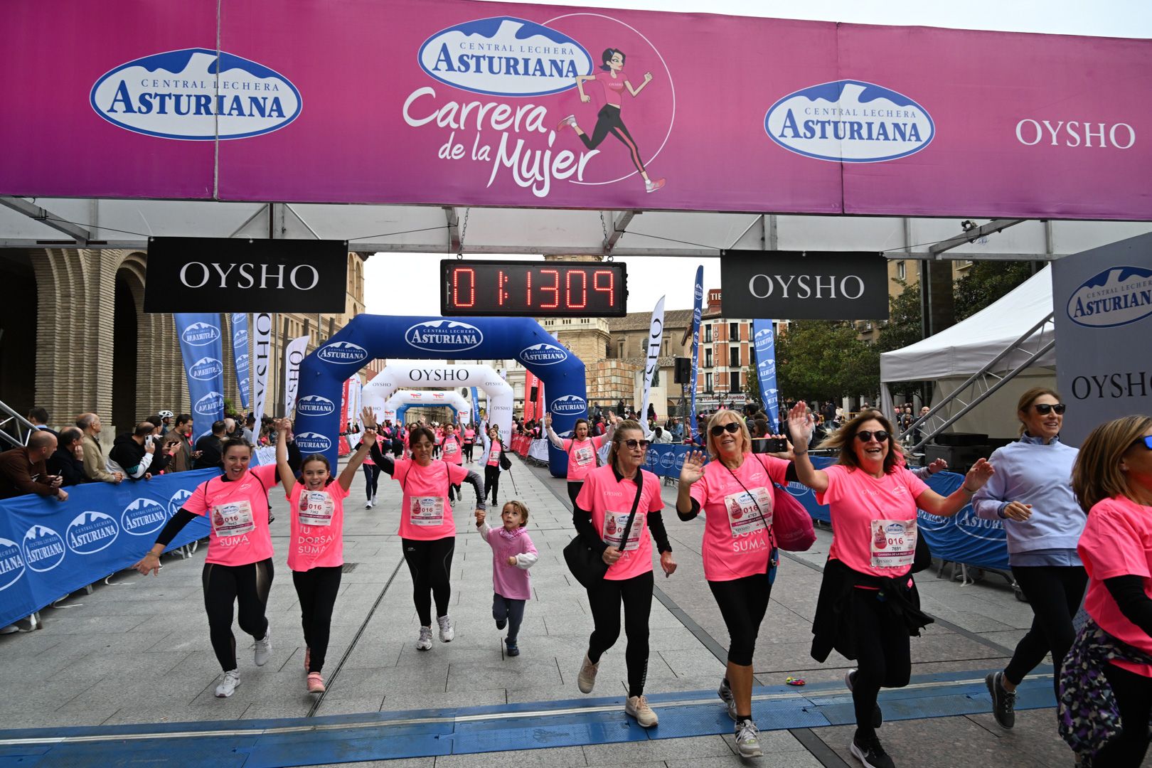 Todas las fotos de la Carrera de la Mujer de Zaragoza 2023. 7333