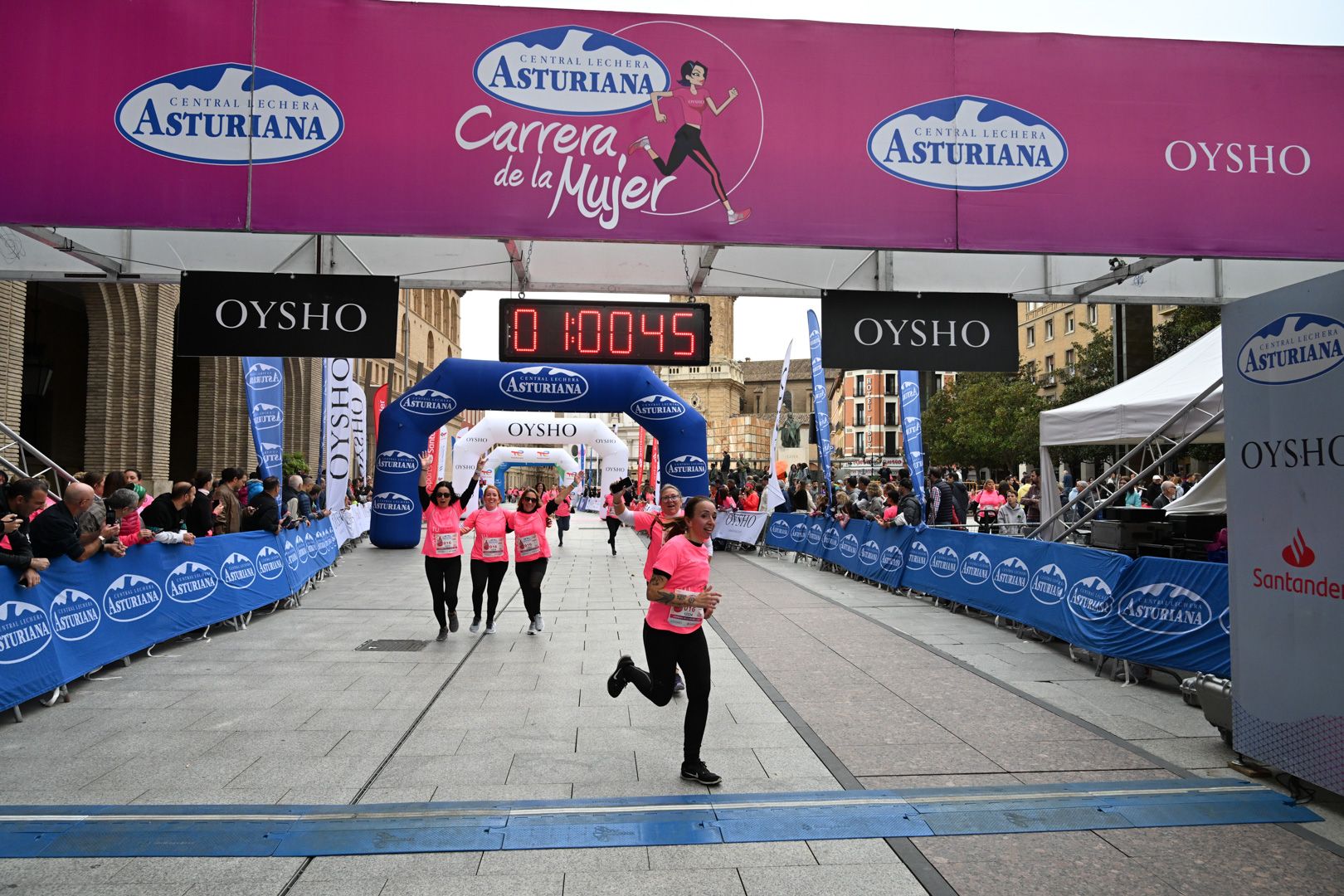 Todas las fotos de la Carrera de la Mujer de Zaragoza 2023. 6375