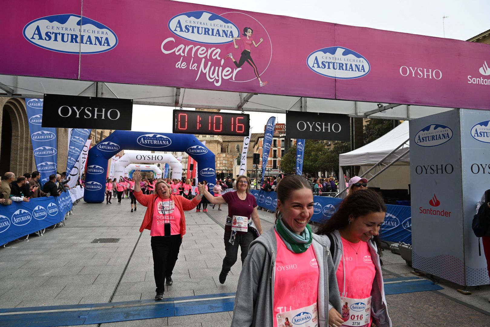 Todas las fotos de la Carrera de la Mujer de Zaragoza 2023. 7092
