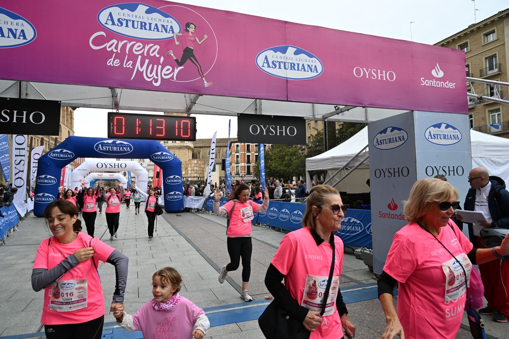 Todas las fotos de la Carrera de la Mujer de Zaragoza 2023. 7336