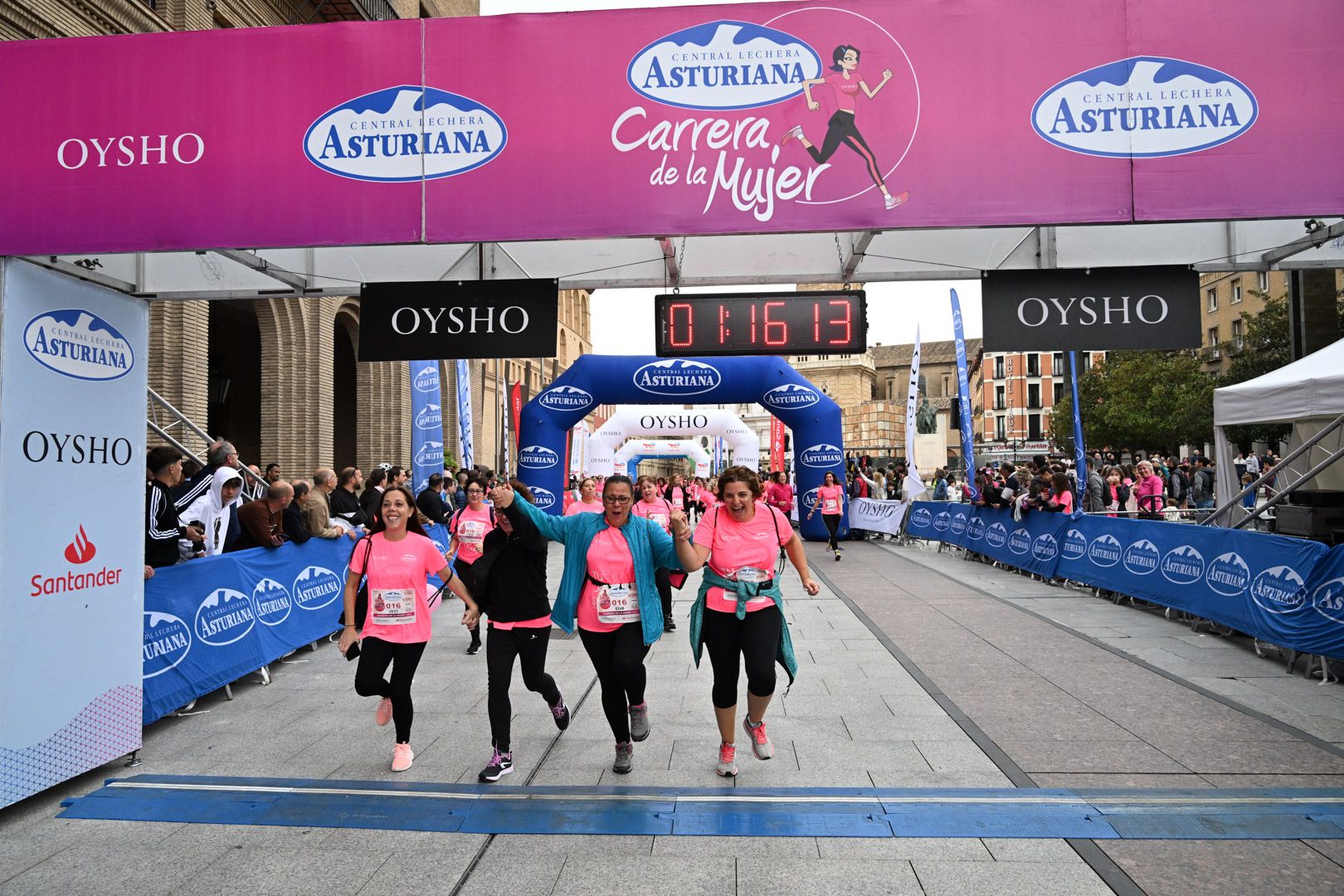 Todas las fotos de la Carrera de la Mujer de Zaragoza 2023. 7579