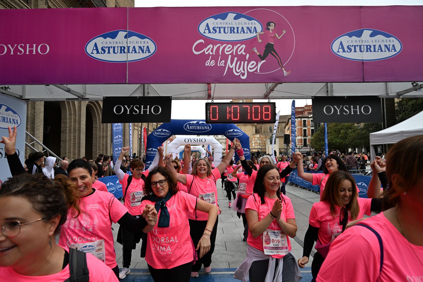 Todas las fotos de la Carrera de la Mujer de Zaragoza 2023. 6849