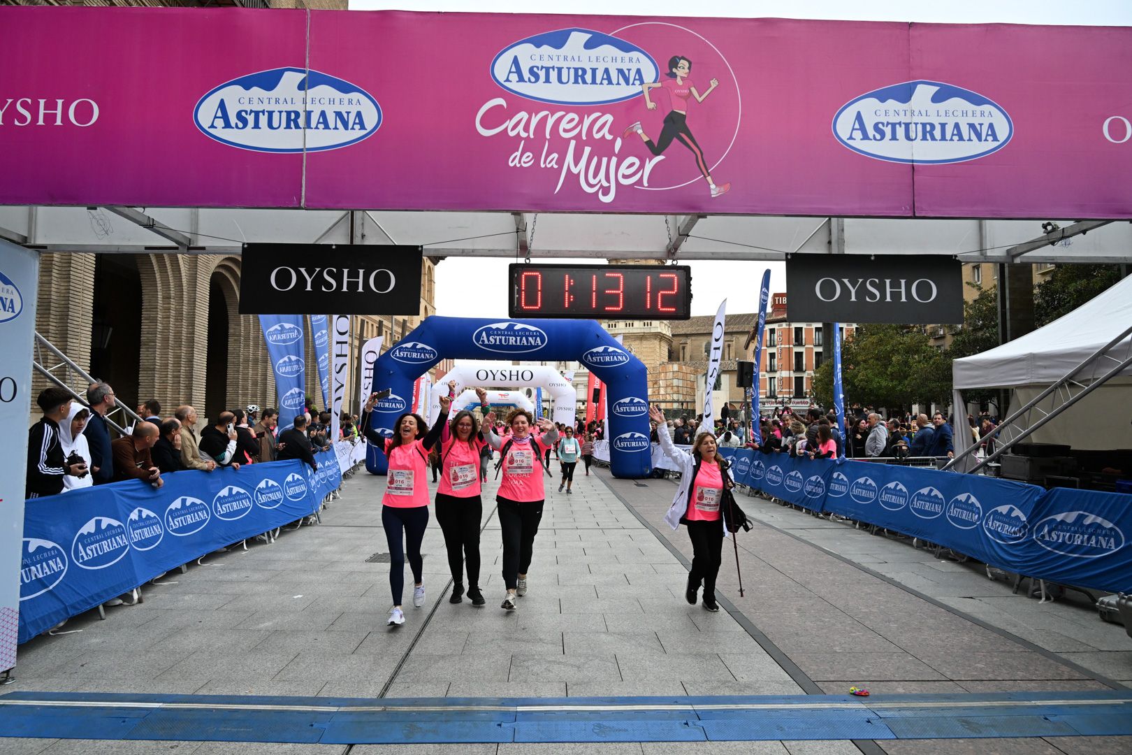 Todas las fotos de la Carrera de la Mujer de Zaragoza 2023. 7337