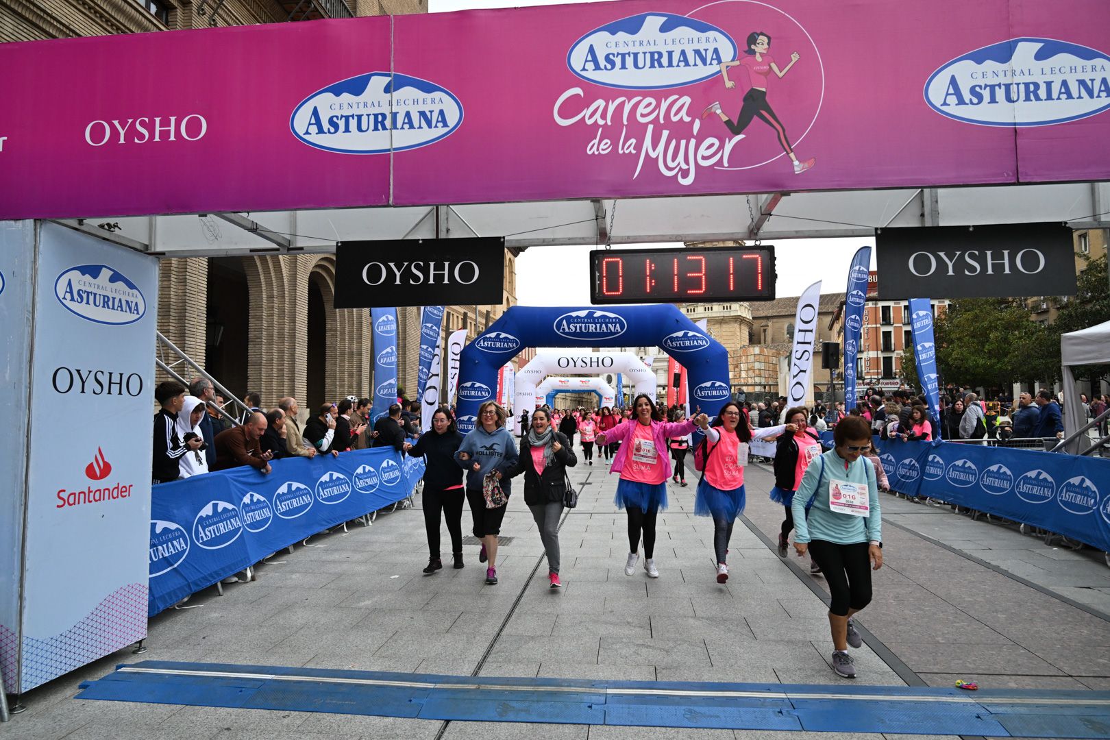 Todas las fotos de la Carrera de la Mujer de Zaragoza 2023. 7341