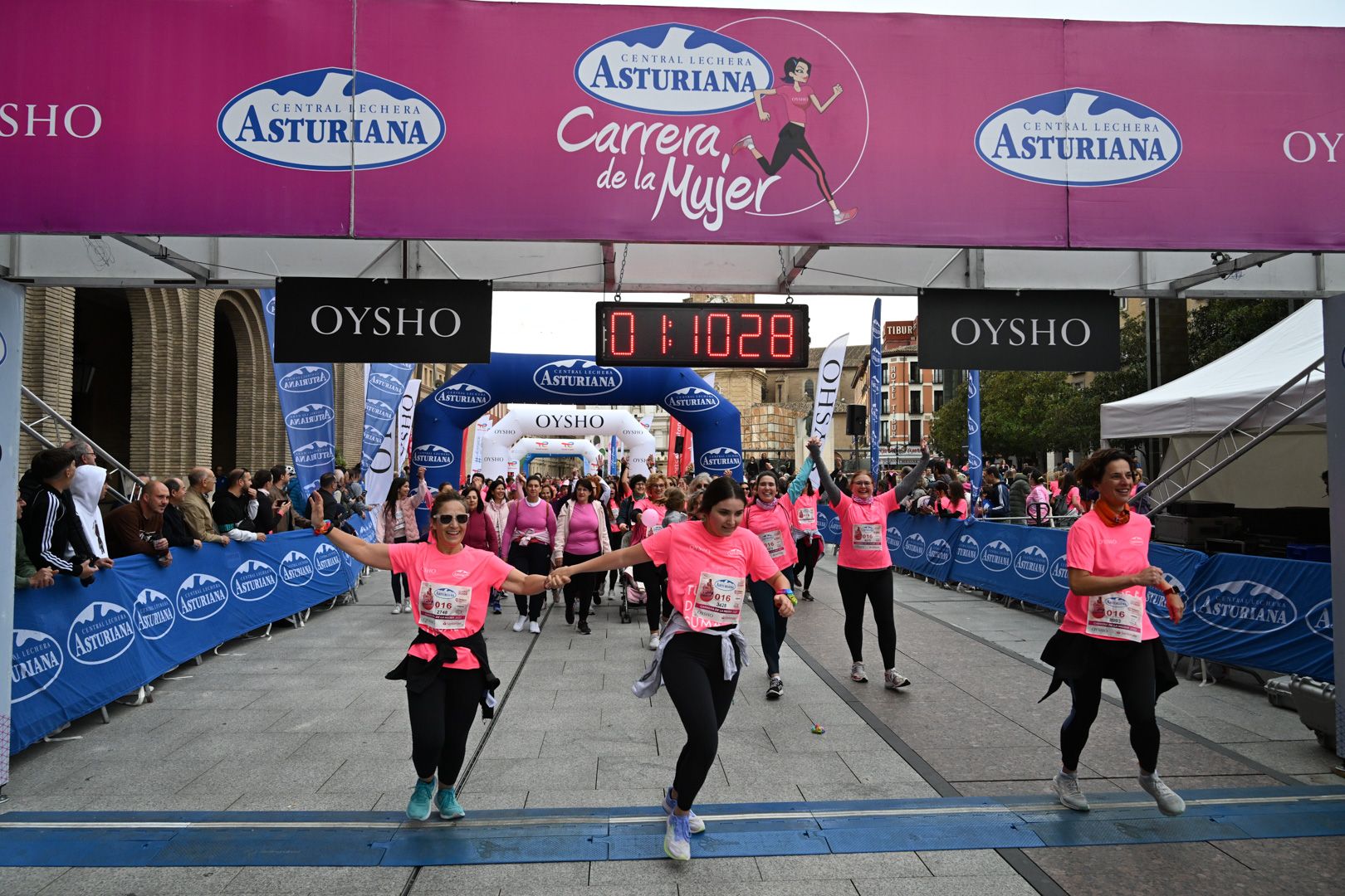 Todas las fotos de la Carrera de la Mujer de Zaragoza 2023. 7102