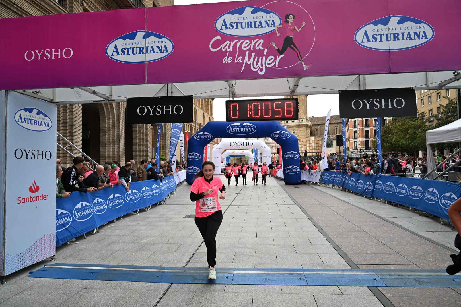 Todas las fotos de la Carrera de la Mujer de Zaragoza 2023. 6388