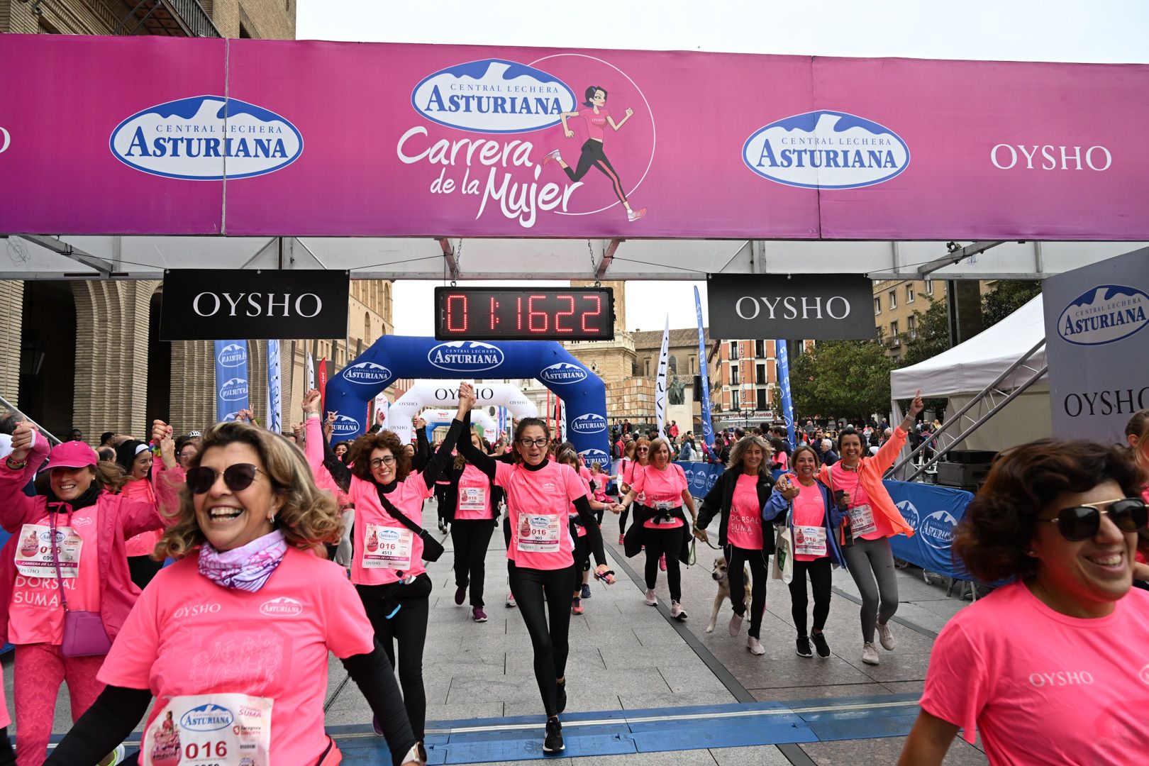 Todas las fotos de la Carrera de la Mujer de Zaragoza 2023. 7590