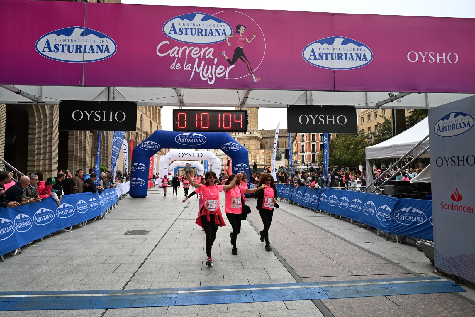 Todas las fotos de la Carrera de la Mujer de Zaragoza 2023. 6389