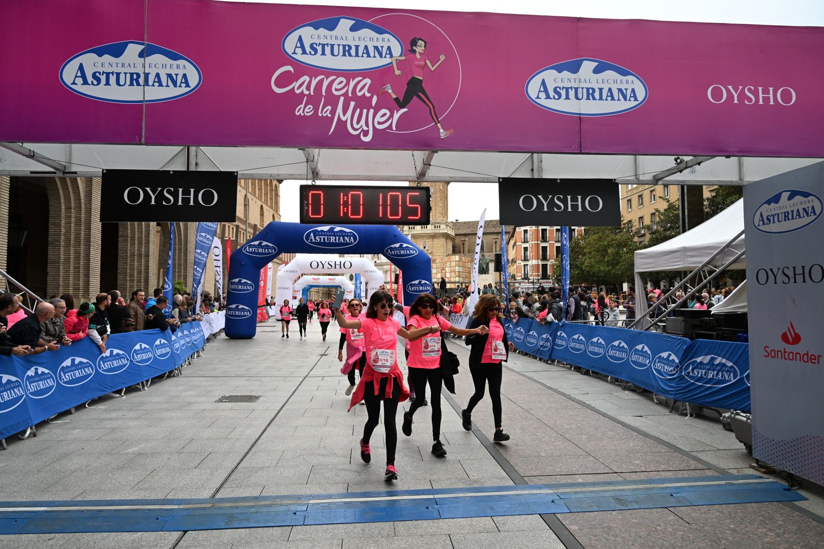 Todas las fotos de la Carrera de la Mujer de Zaragoza 2023. 6390