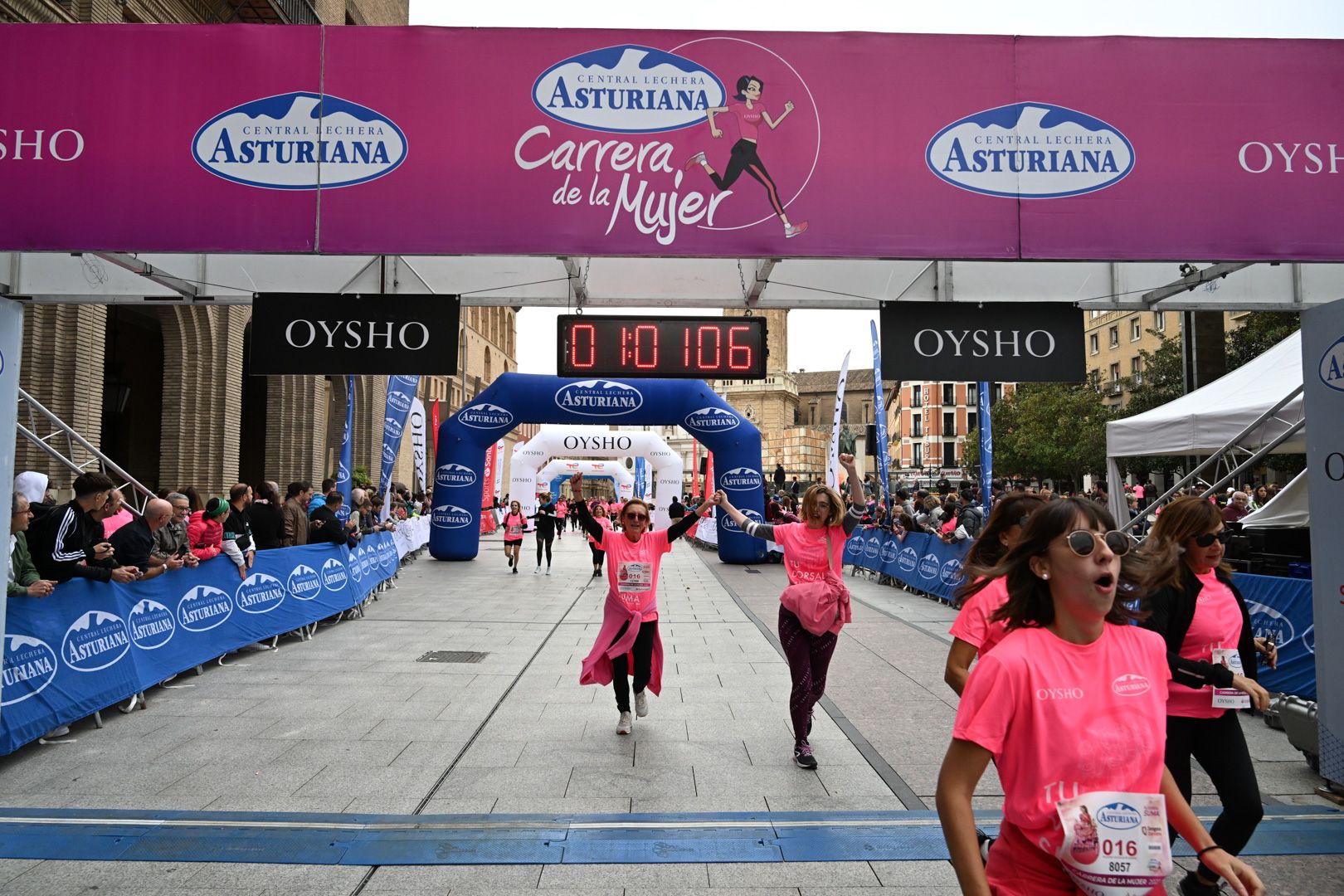 Todas las fotos de la Carrera de la Mujer de Zaragoza 2023. 6391