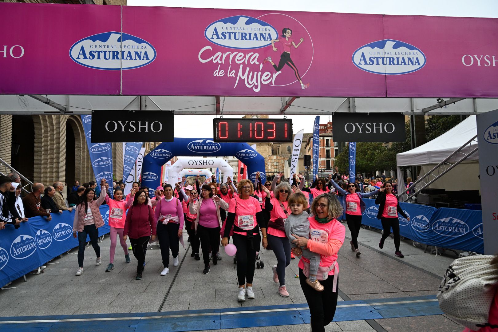 Todas las fotos de la Carrera de la Mujer de Zaragoza 2023. 7106