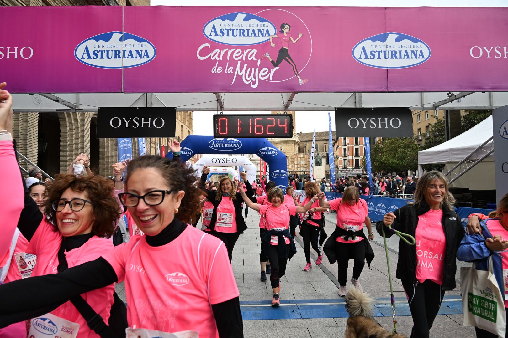 Todas las fotos de la Carrera de la Mujer de Zaragoza 2023. 7593