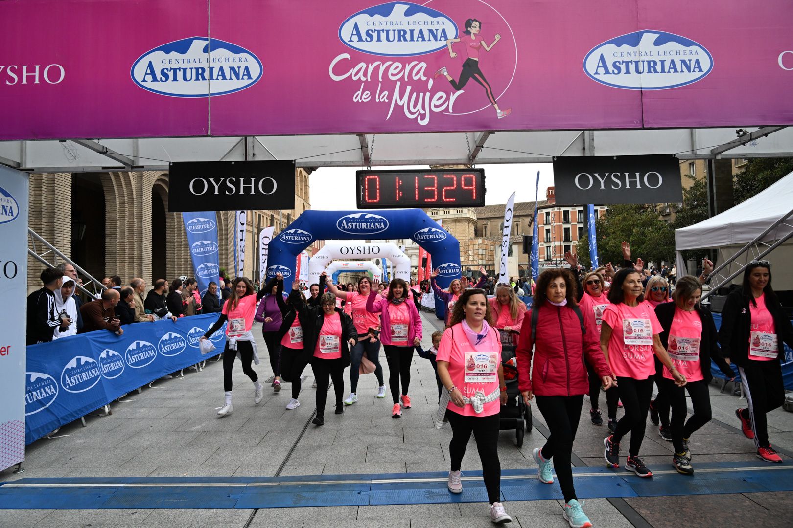 Todas las fotos de la Carrera de la Mujer de Zaragoza 2023. 7352