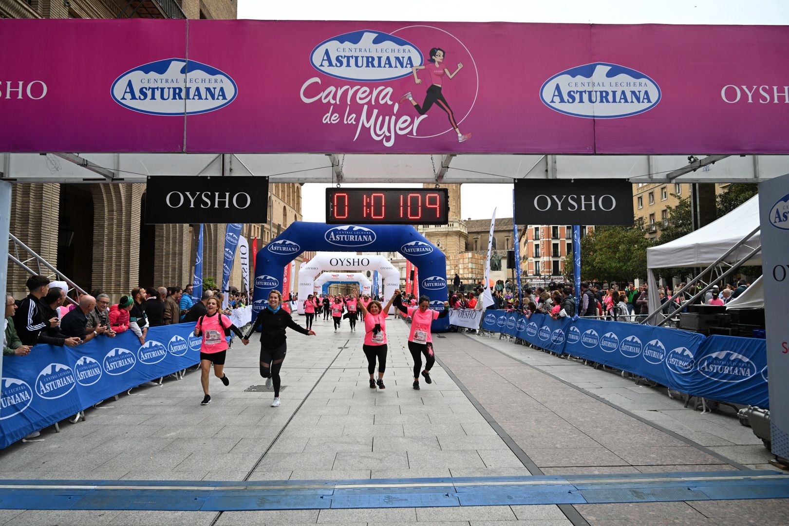 Todas las fotos de la Carrera de la Mujer de Zaragoza 2023. 6394