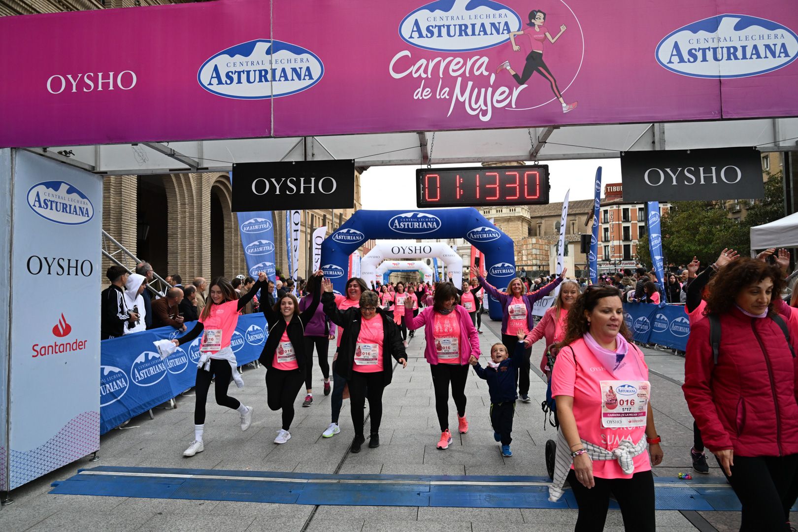 Todas las fotos de la Carrera de la Mujer de Zaragoza 2023. 7354