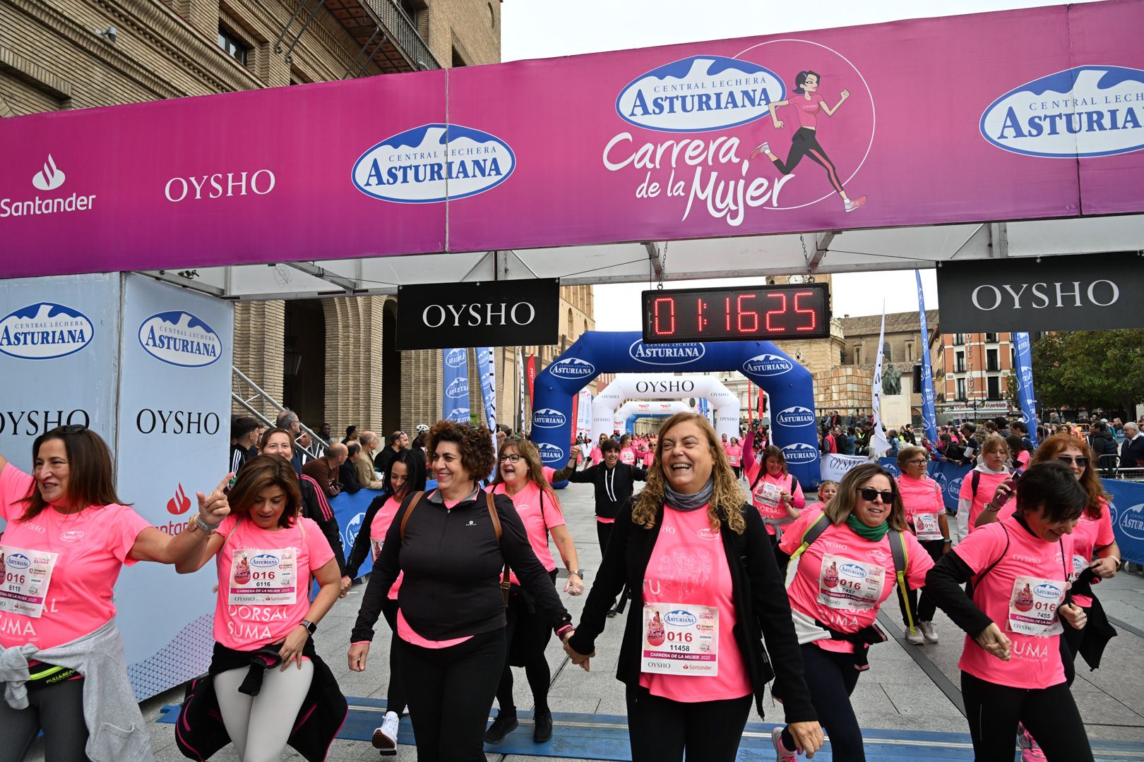 Todas las fotos de la Carrera de la Mujer de Zaragoza 2023. 7597
