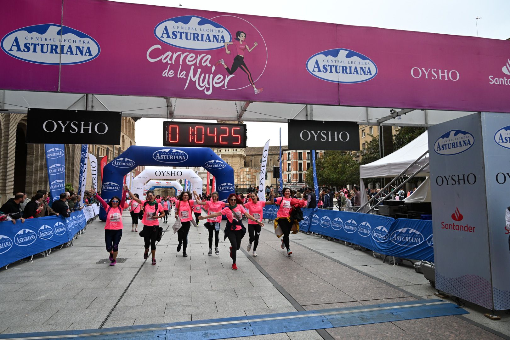 Todas las fotos de la Carrera de la Mujer de Zaragoza 2023. 6623