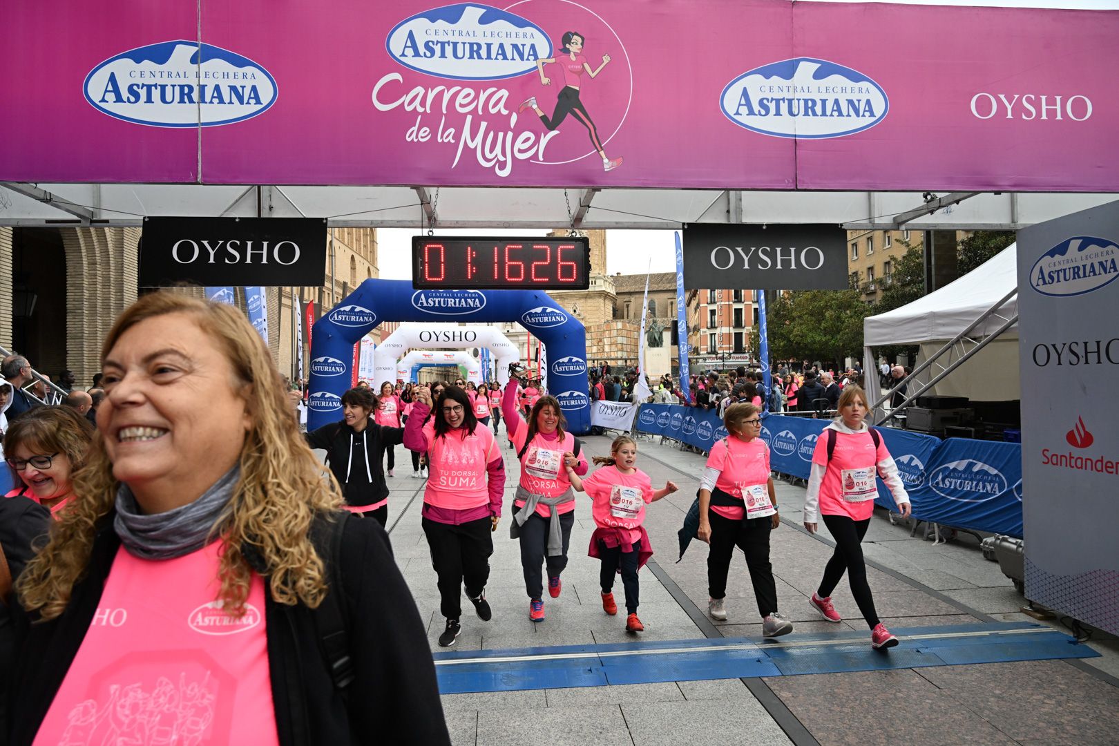 Todas las fotos de la Carrera de la Mujer de Zaragoza 2023. 7598
