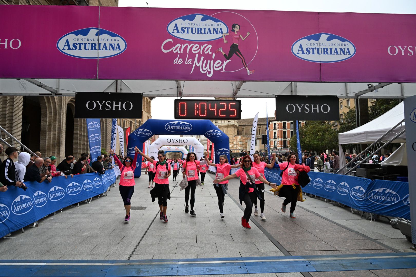 Todas las fotos de la Carrera de la Mujer de Zaragoza 2023. 6624