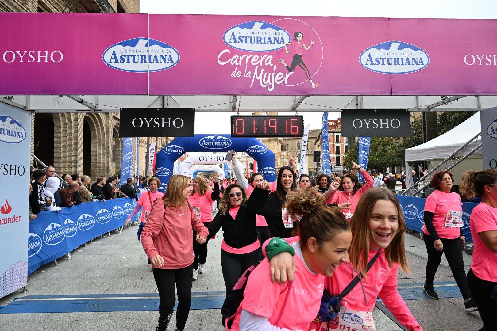 Todas las fotos de la Carrera de la Mujer de Zaragoza 2023. 7845