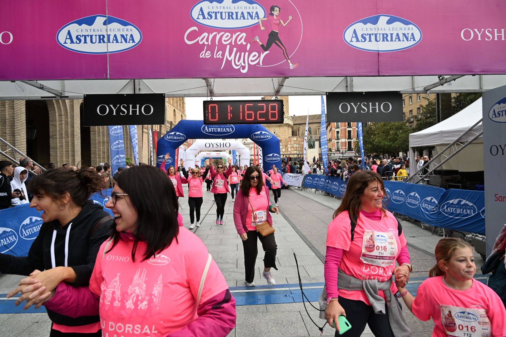 Todas las fotos de la Carrera de la Mujer de Zaragoza 2023. 7601