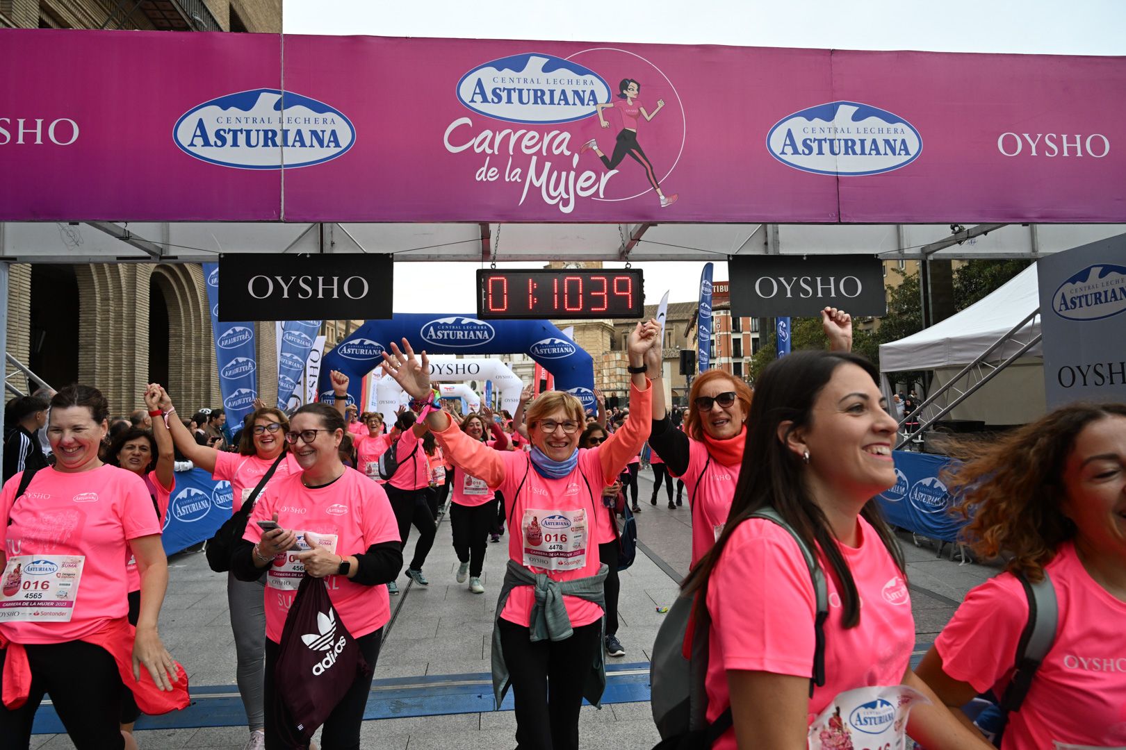 Todas las fotos de la Carrera de la Mujer de Zaragoza 2023. 7116