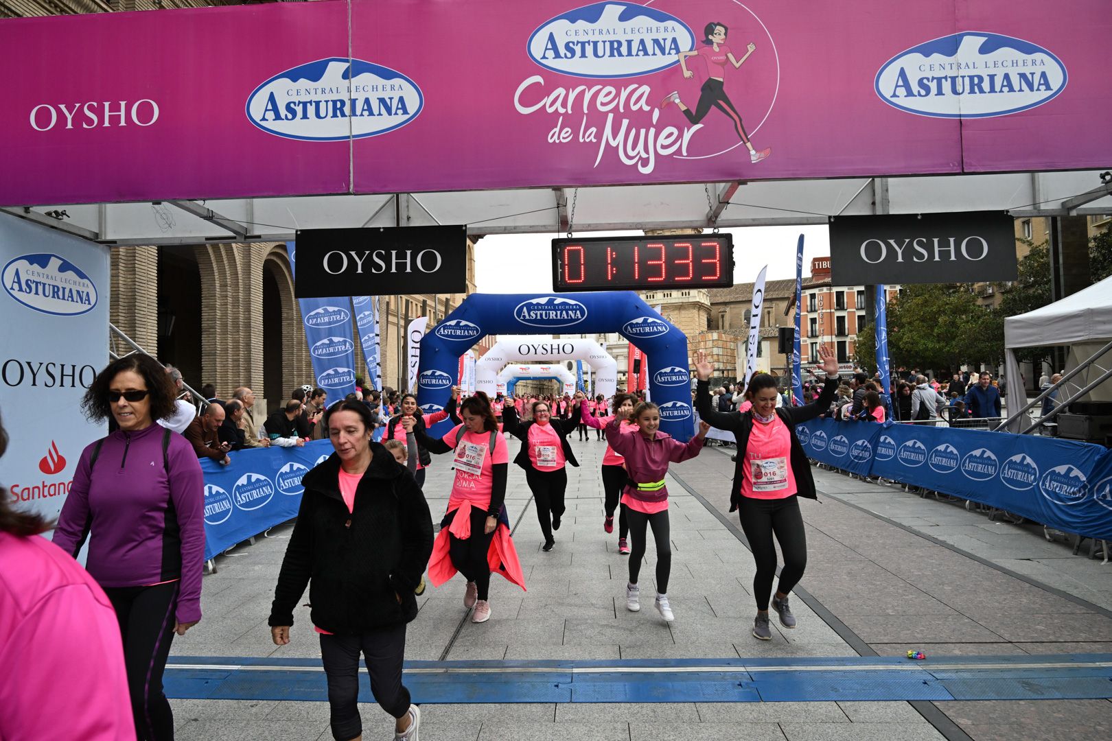 Todas las fotos de la Carrera de la Mujer de Zaragoza 2023. 7360