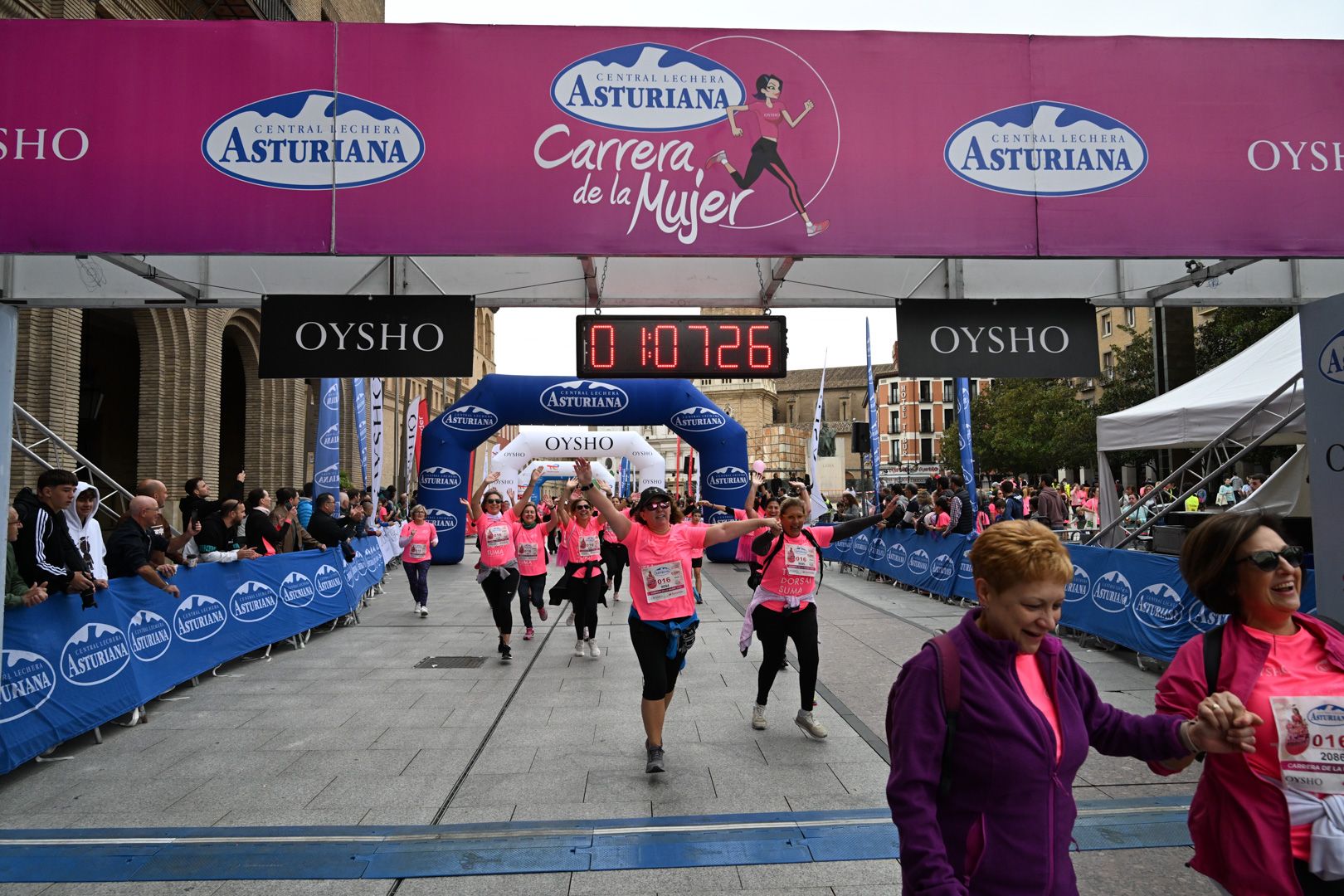 Todas las fotos de la Carrera de la Mujer de Zaragoza 2023. 6874