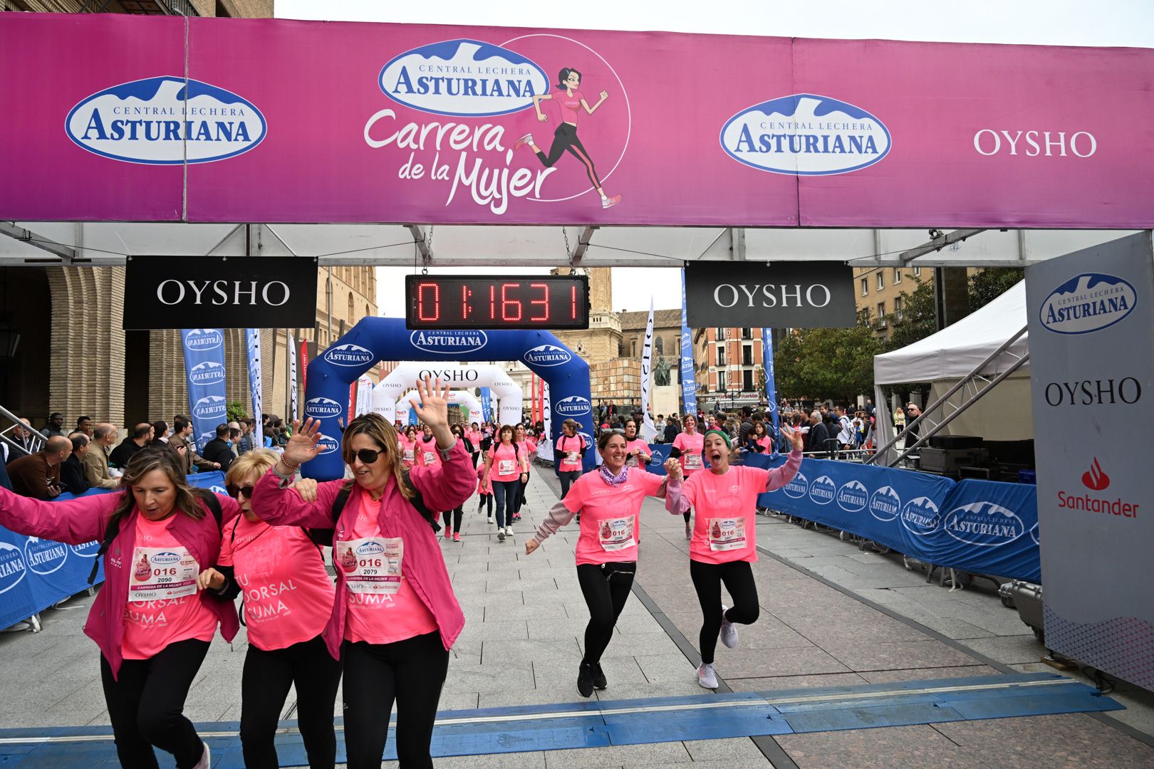 Todas las fotos de la Carrera de la Mujer de Zaragoza 2023. 7605
