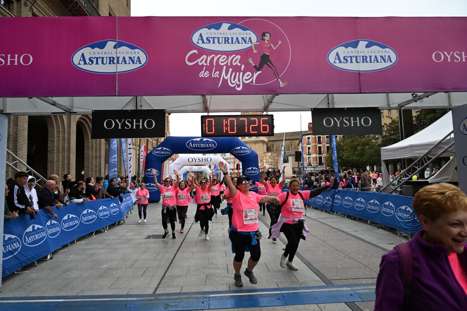 Todas las fotos de la Carrera de la Mujer de Zaragoza 2023. 6875