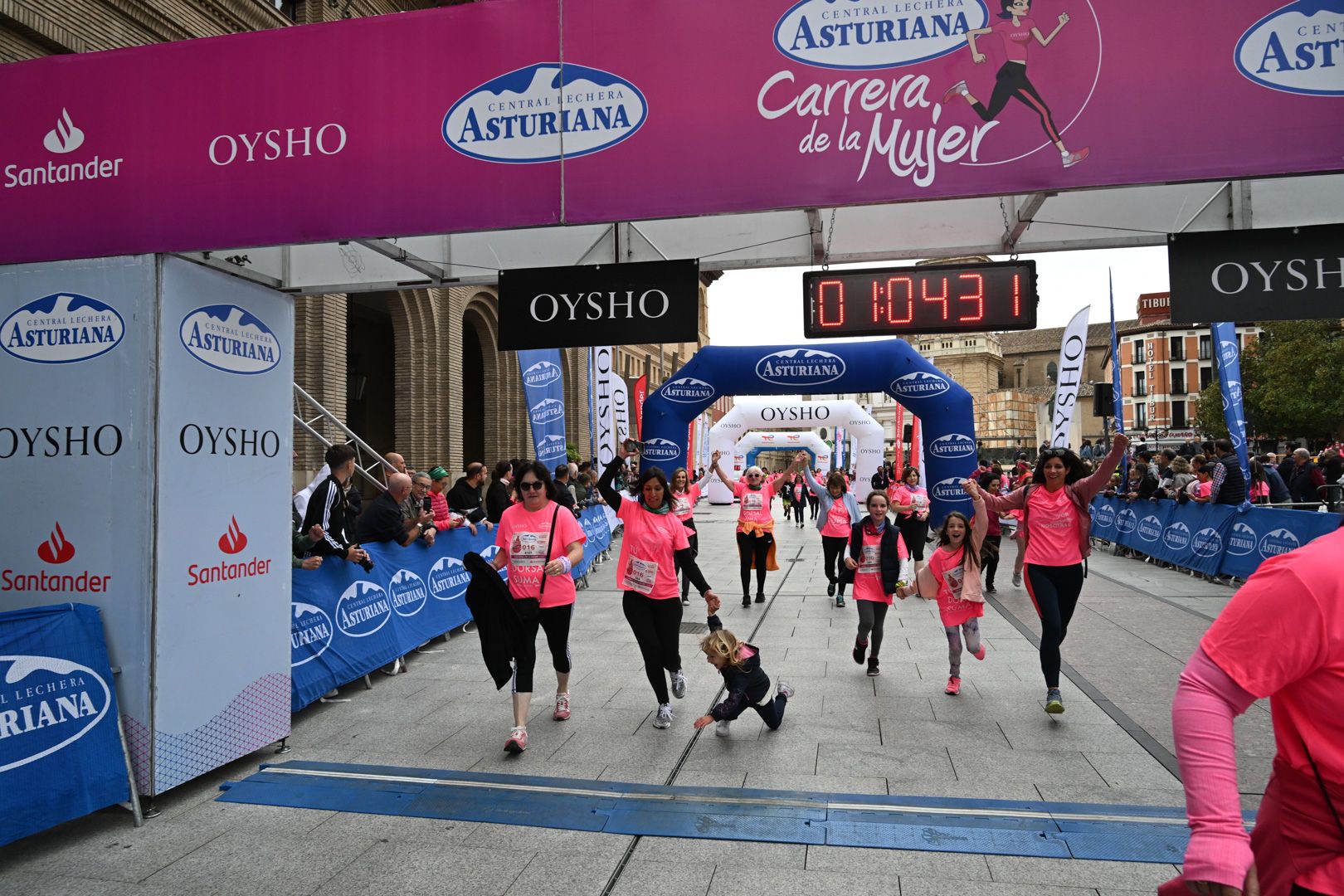 Todas las fotos de la Carrera de la Mujer de Zaragoza 2023. 6632