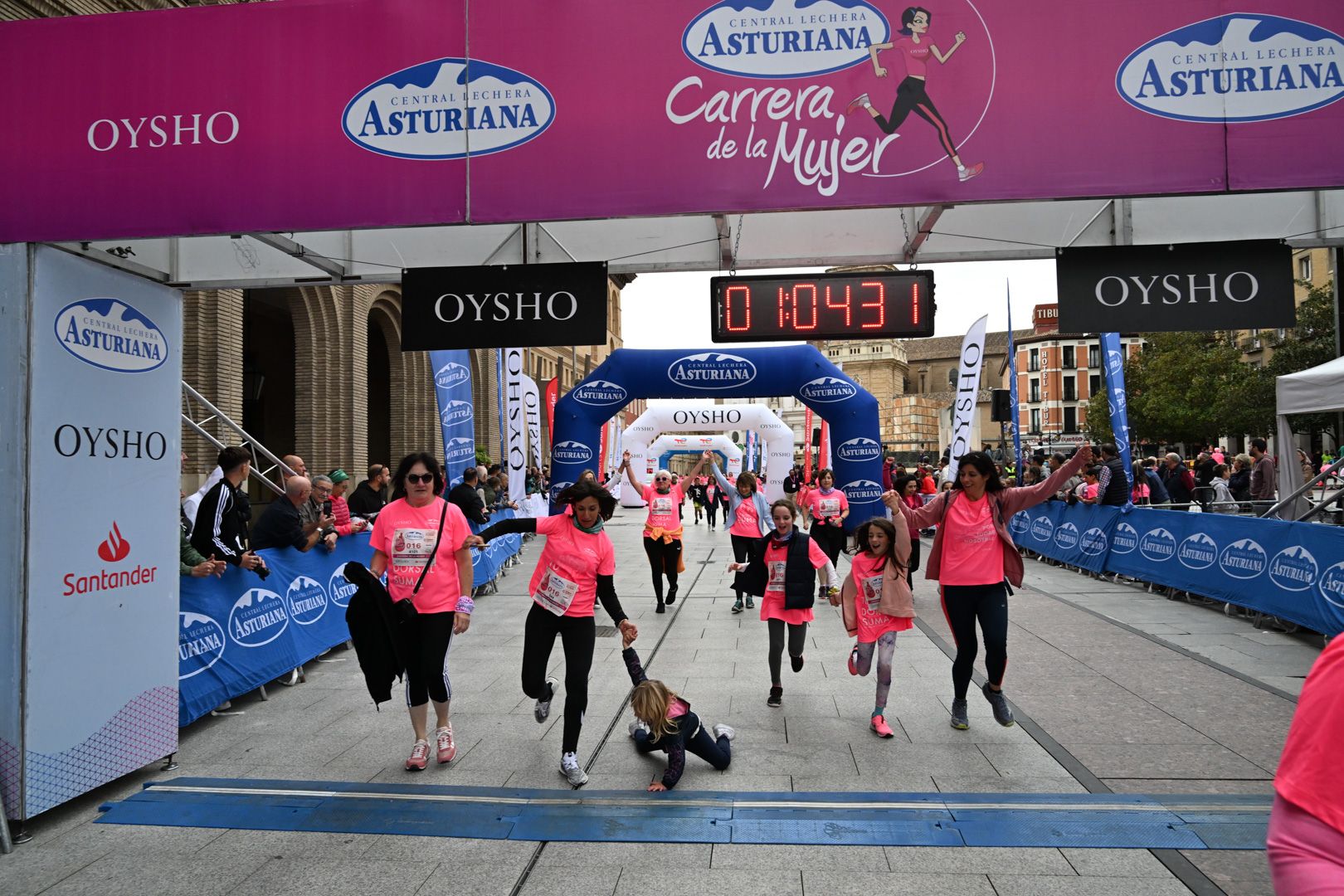 Todas las fotos de la Carrera de la Mujer de Zaragoza 2023. 6633