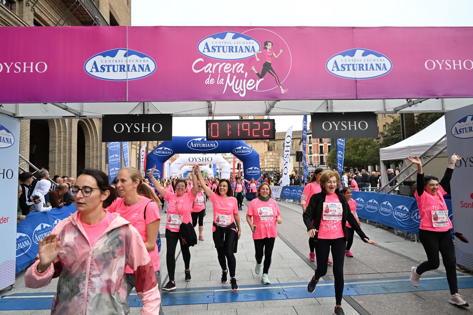 Todas las fotos de la Carrera de la Mujer de Zaragoza 2023. 7852